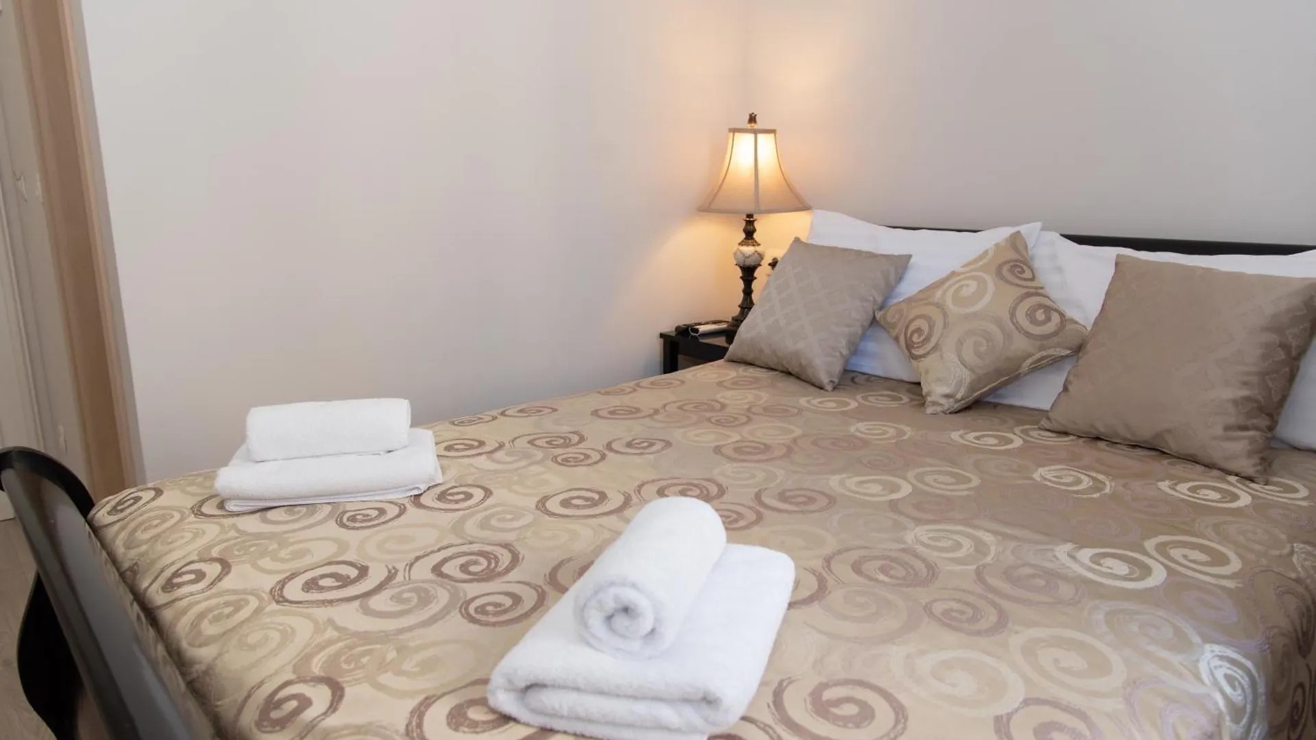 Capital Luxury Rooms Split 0*,  Croatia