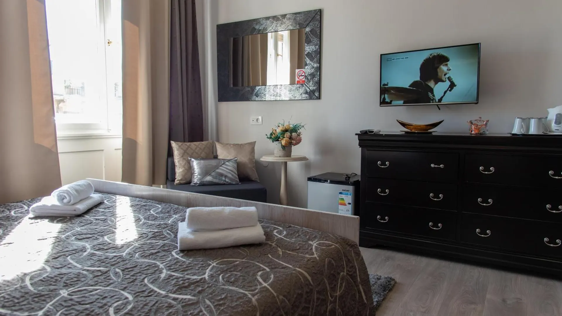 Capital Luxury Rooms Split Guest house
